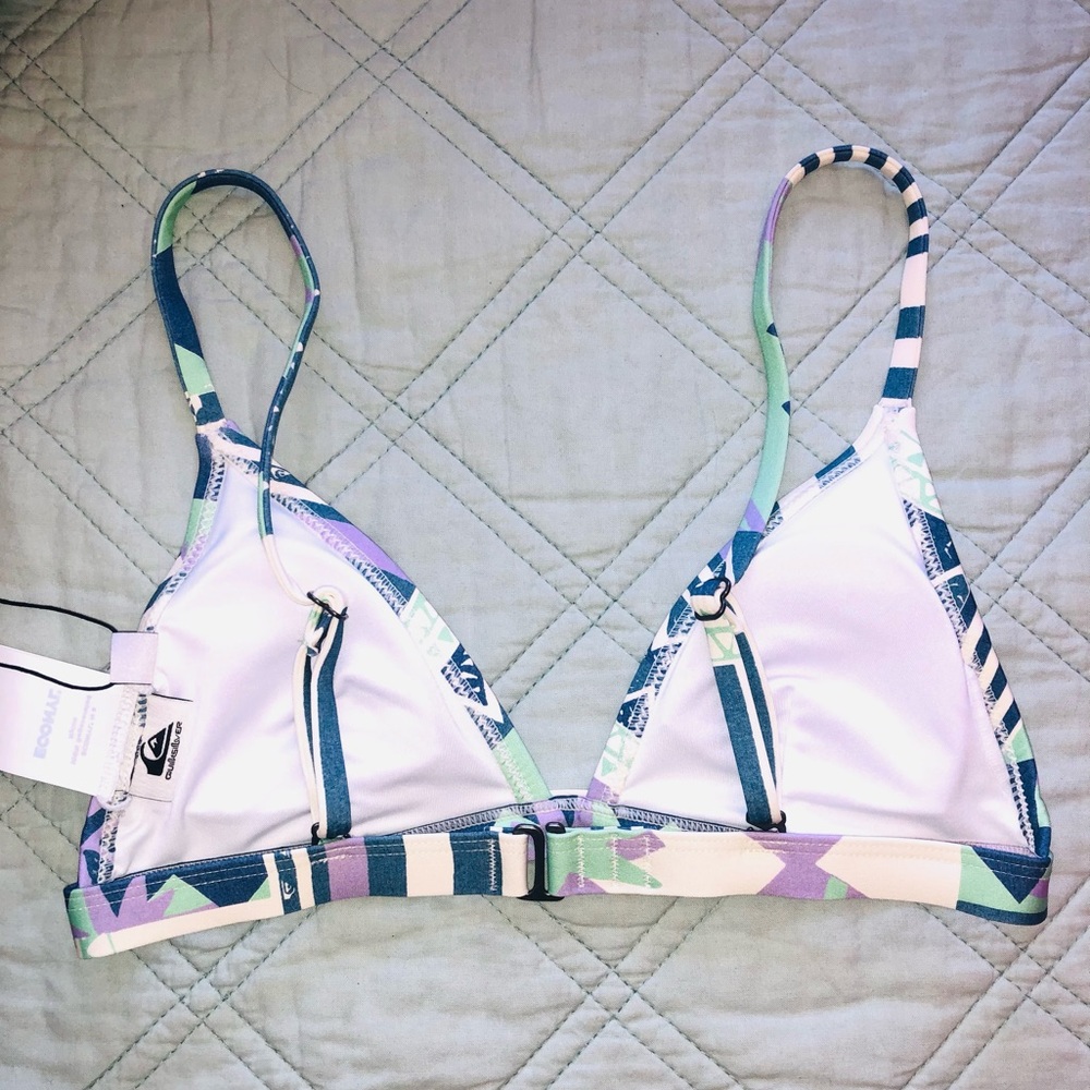 Quicksilver bikini top. - Picture 4 of 4